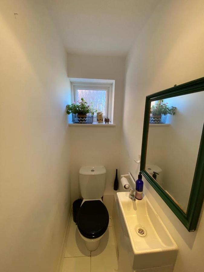 Lovely Homes Aylesbury  Bagian luar foto